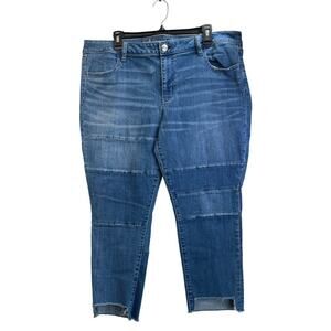 American Eagle Womens 20 Short Blue Light Distressed Raw Hem Summer Casual